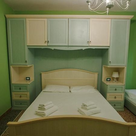 Appartamenti Romolo E Remo ภายนอก รูปภาพ