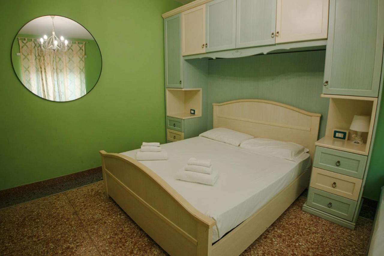 Appartamenti Romolo E Remo ภายนอก รูปภาพ